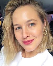 Tess Ward